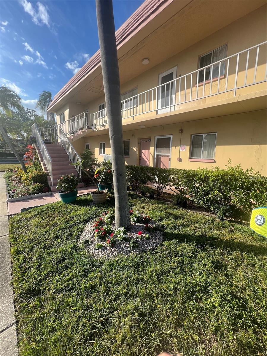 2003 GREENBRIAR BLVD #2