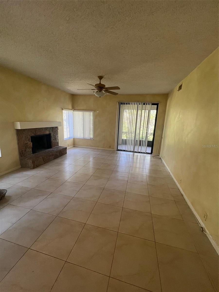 1709 LAKE CYPRESS DR