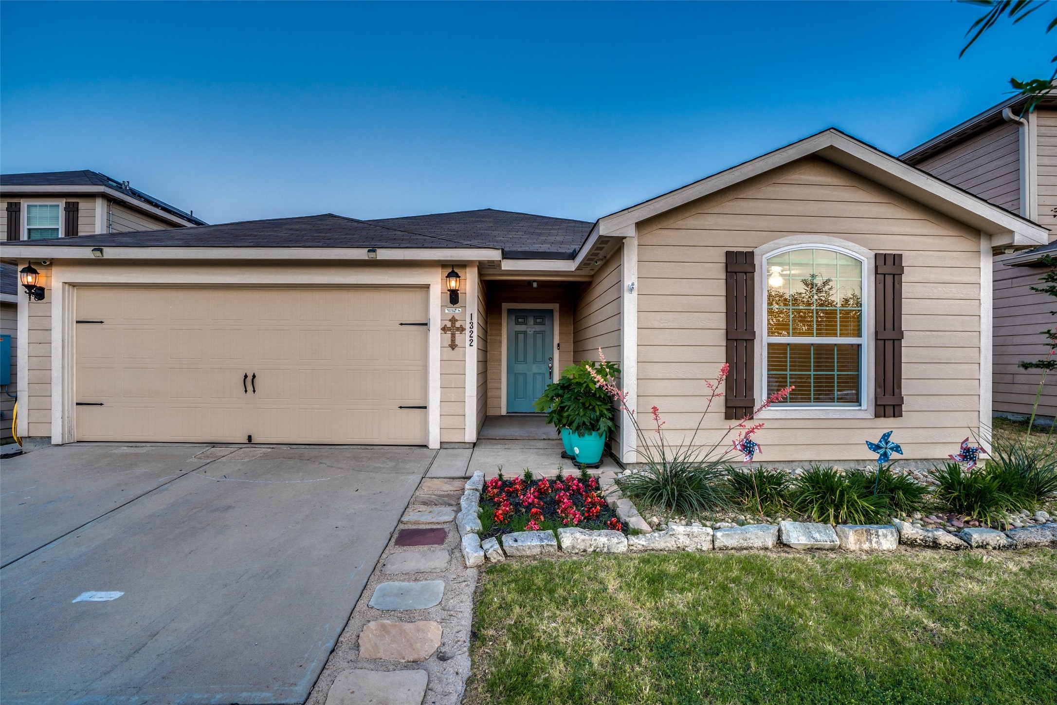 1322 Lucchese Lane