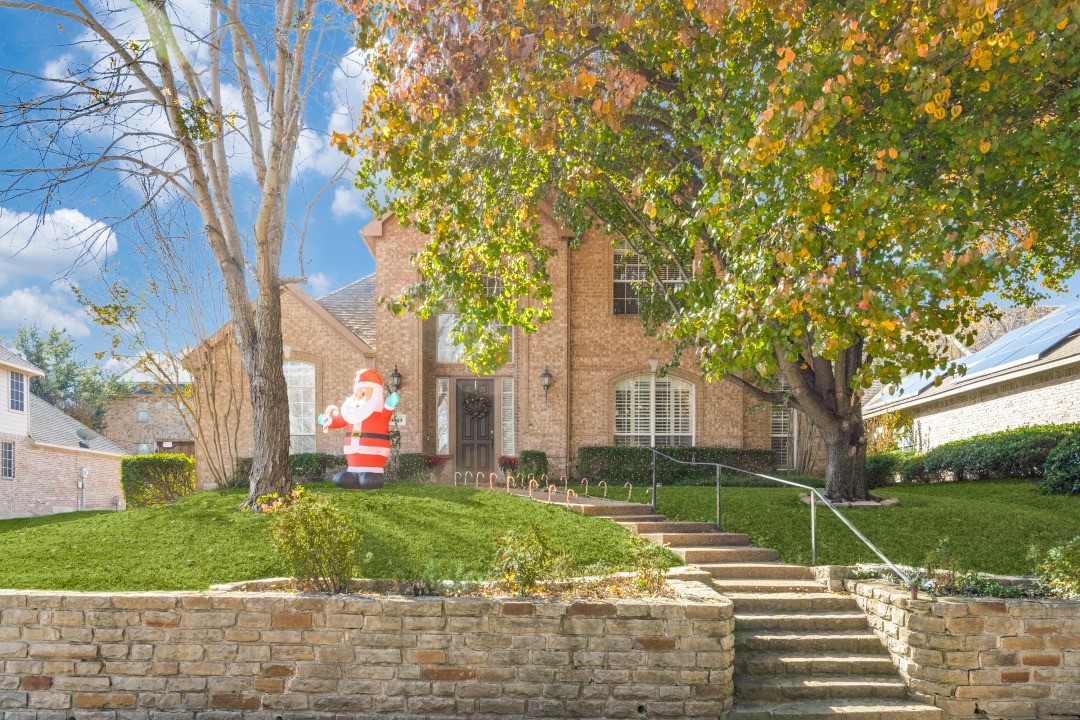 1403 Greenbriar Drive
