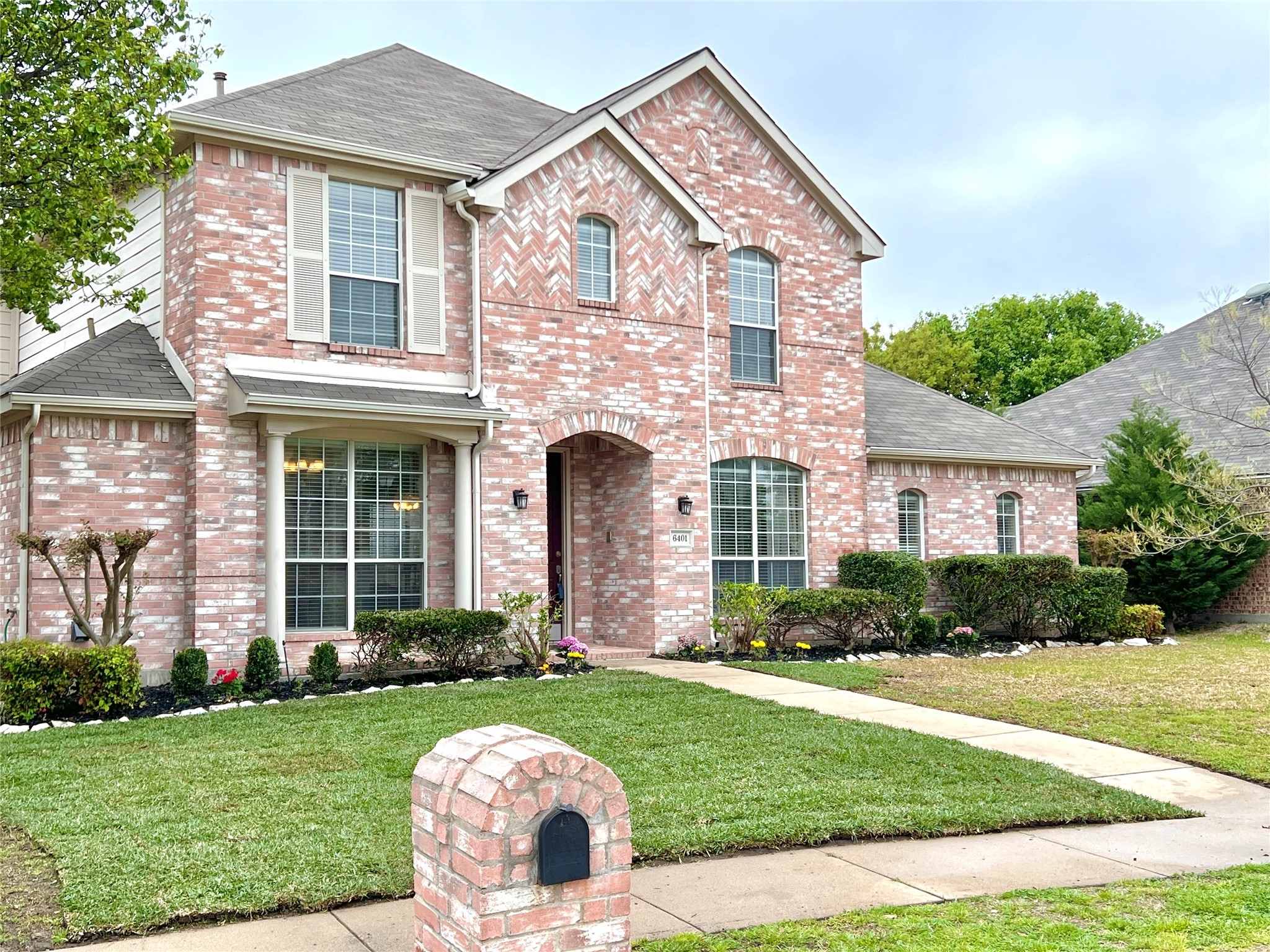 6401 Richmond Court