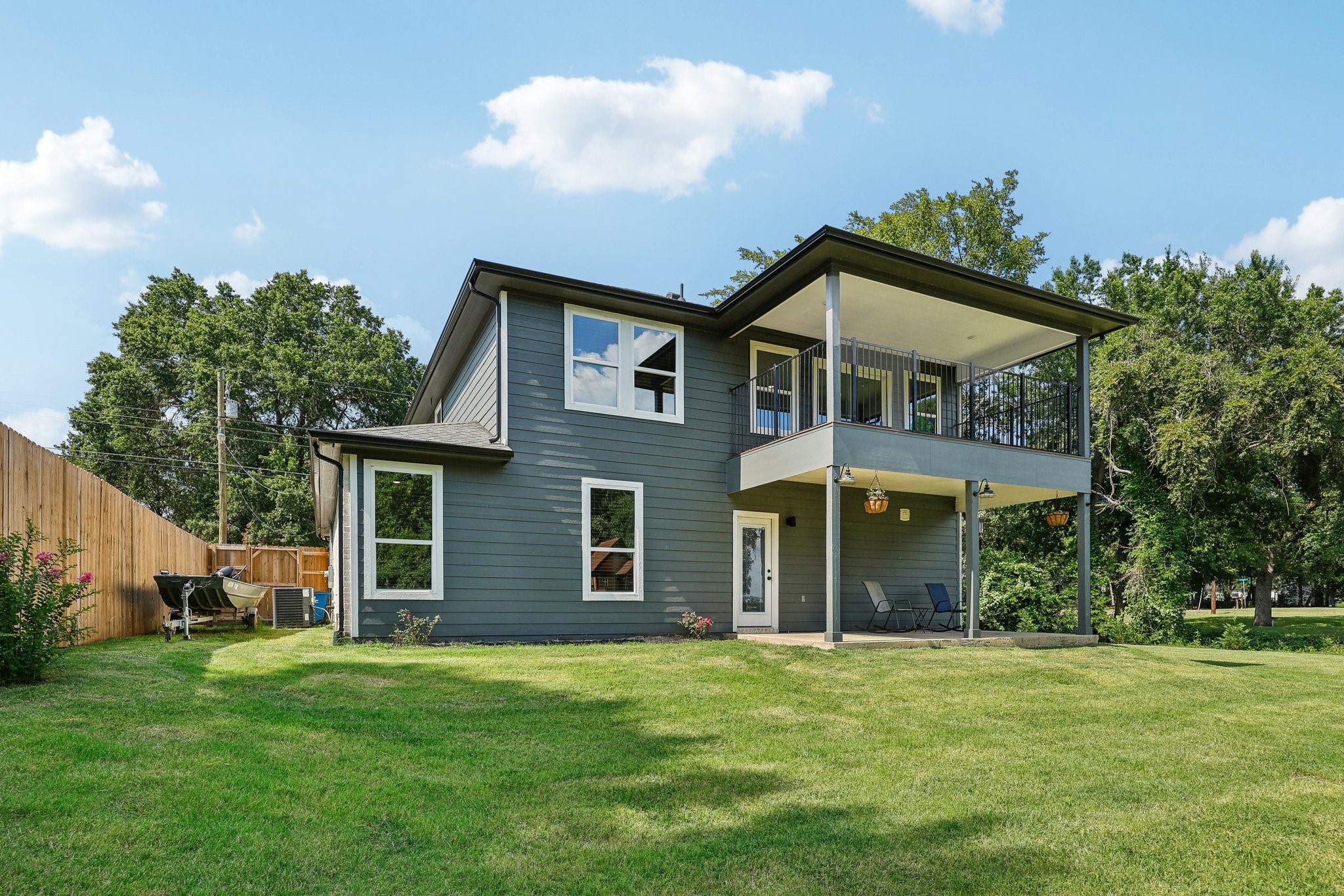 127 Palisade Drive