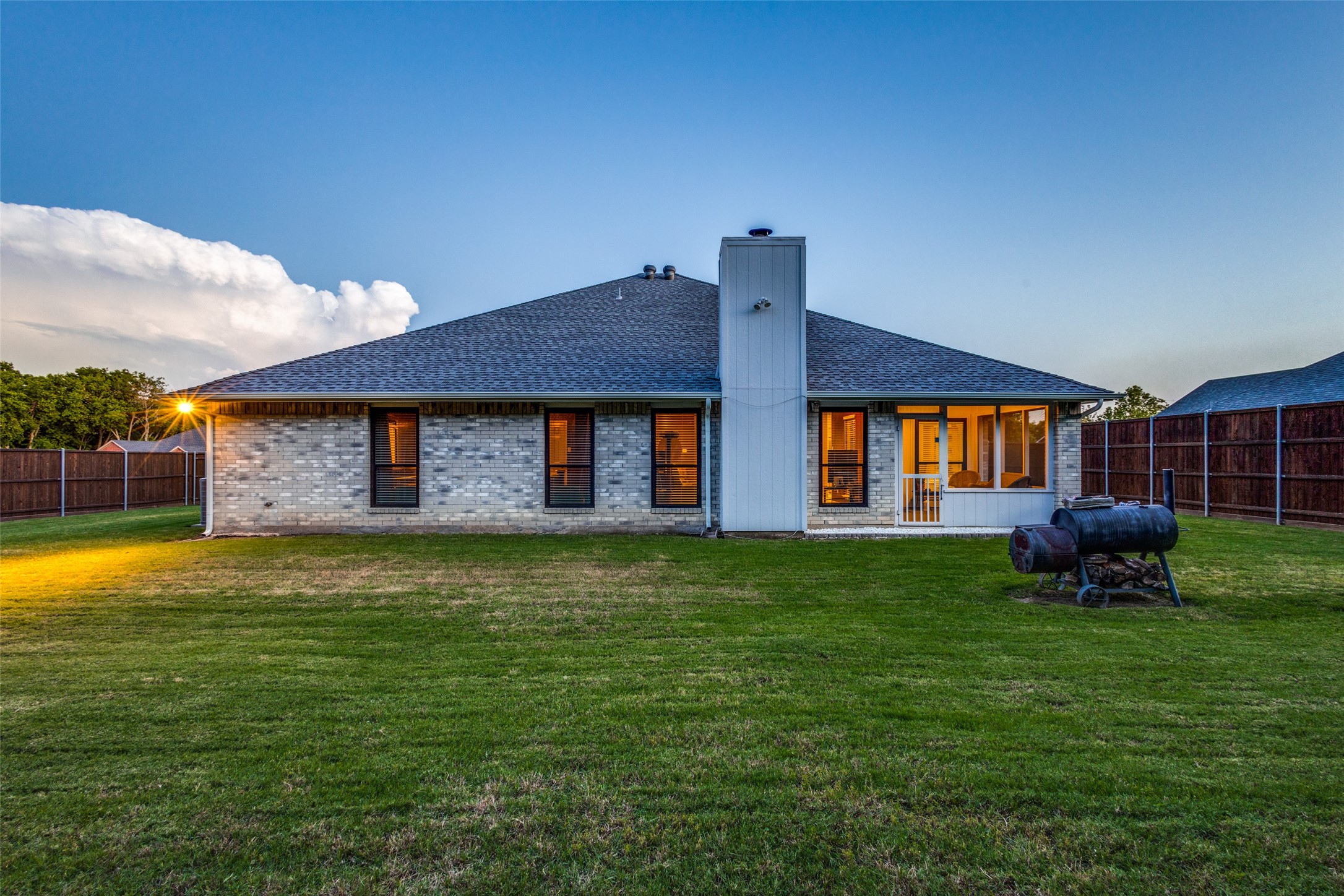 319 Lakecrest Drive