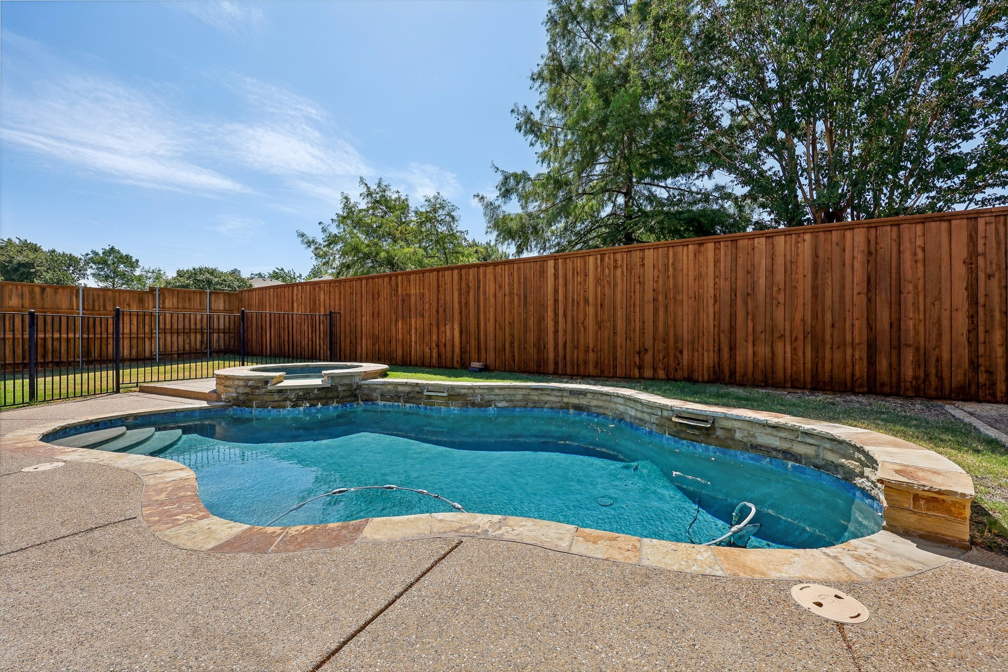 220 Thomas Drive