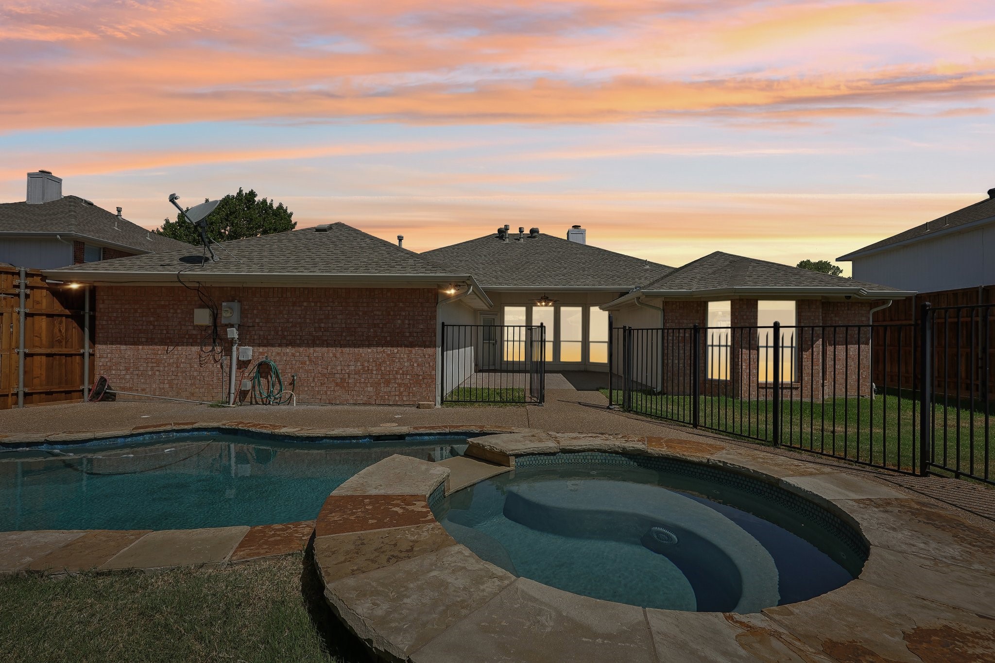 220 Thomas Drive