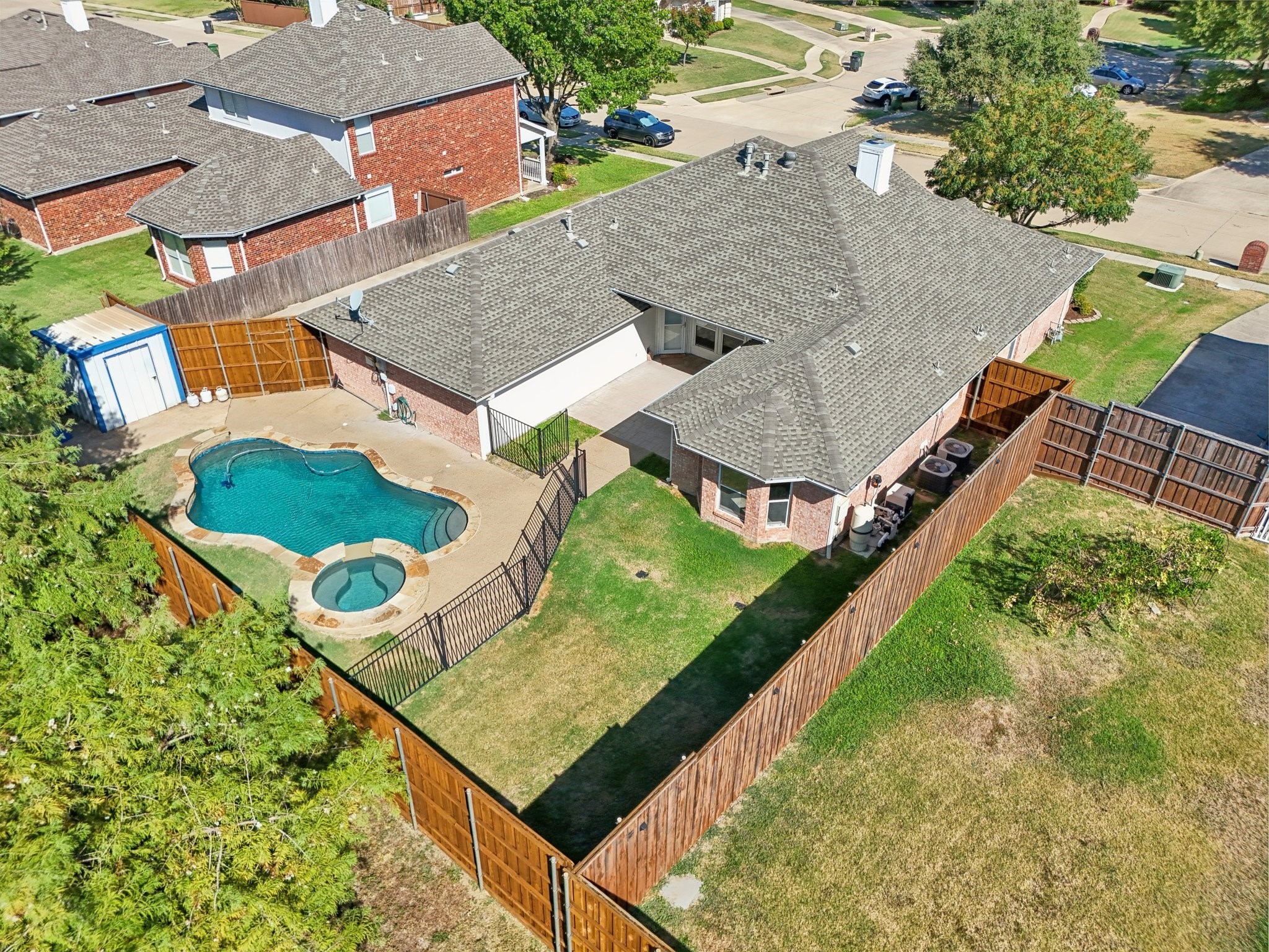 220 Thomas Drive