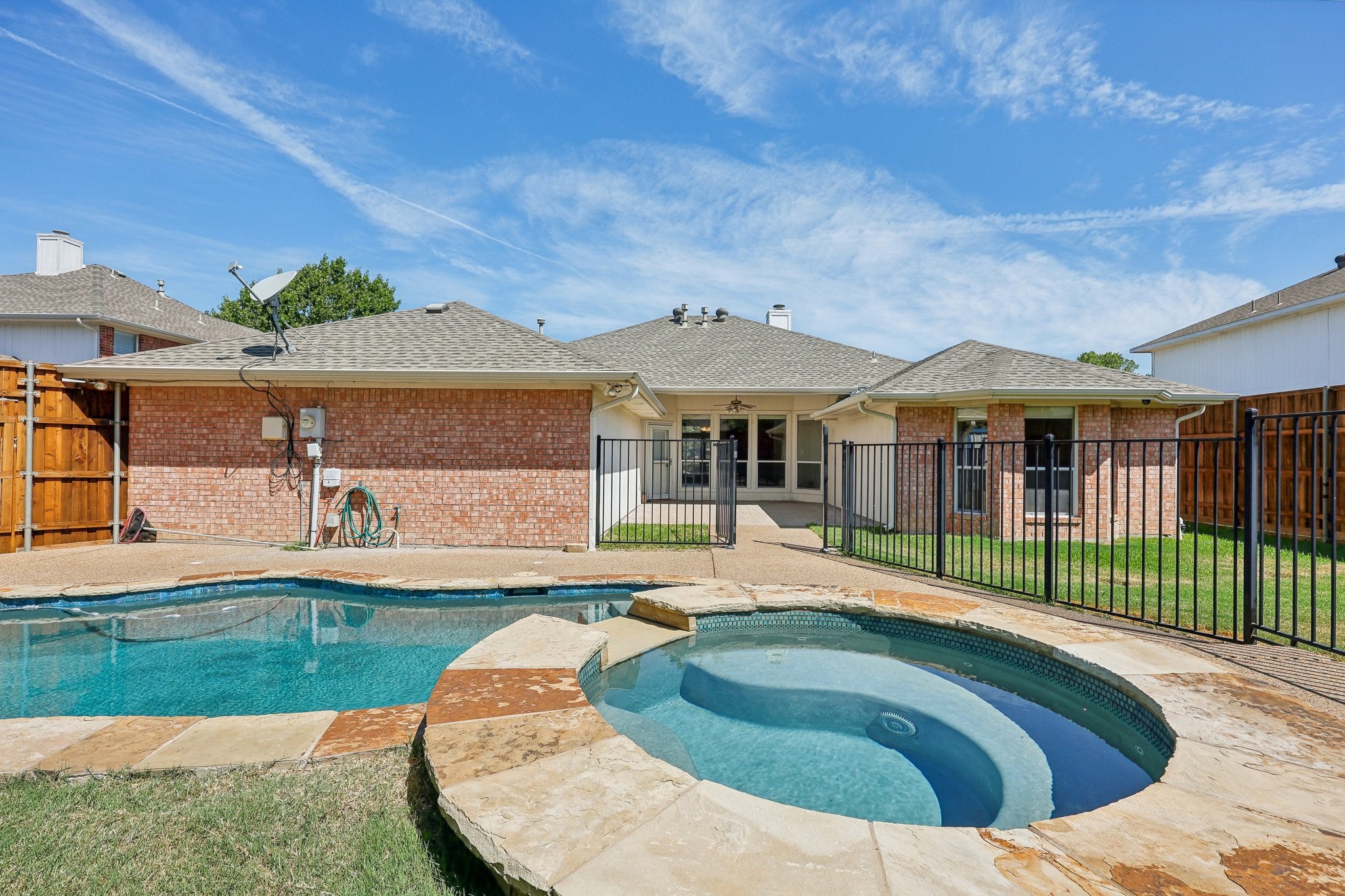 220 Thomas Drive