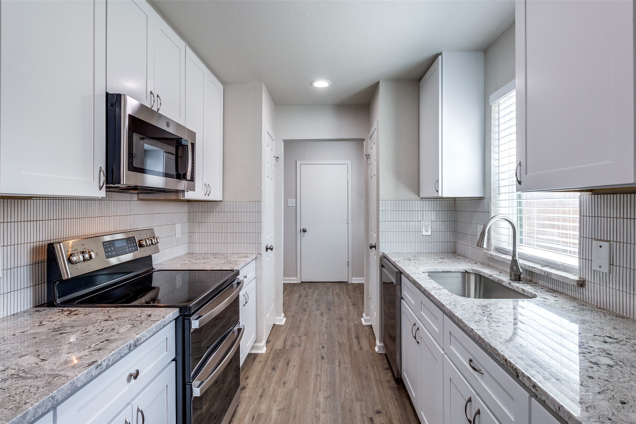1304 Hillsdale Drive