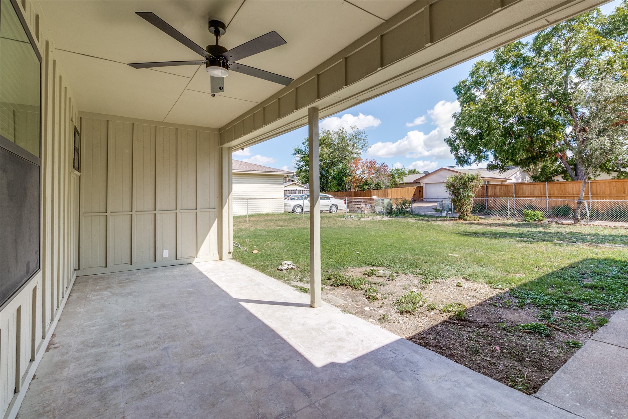 1304 Hillsdale Drive