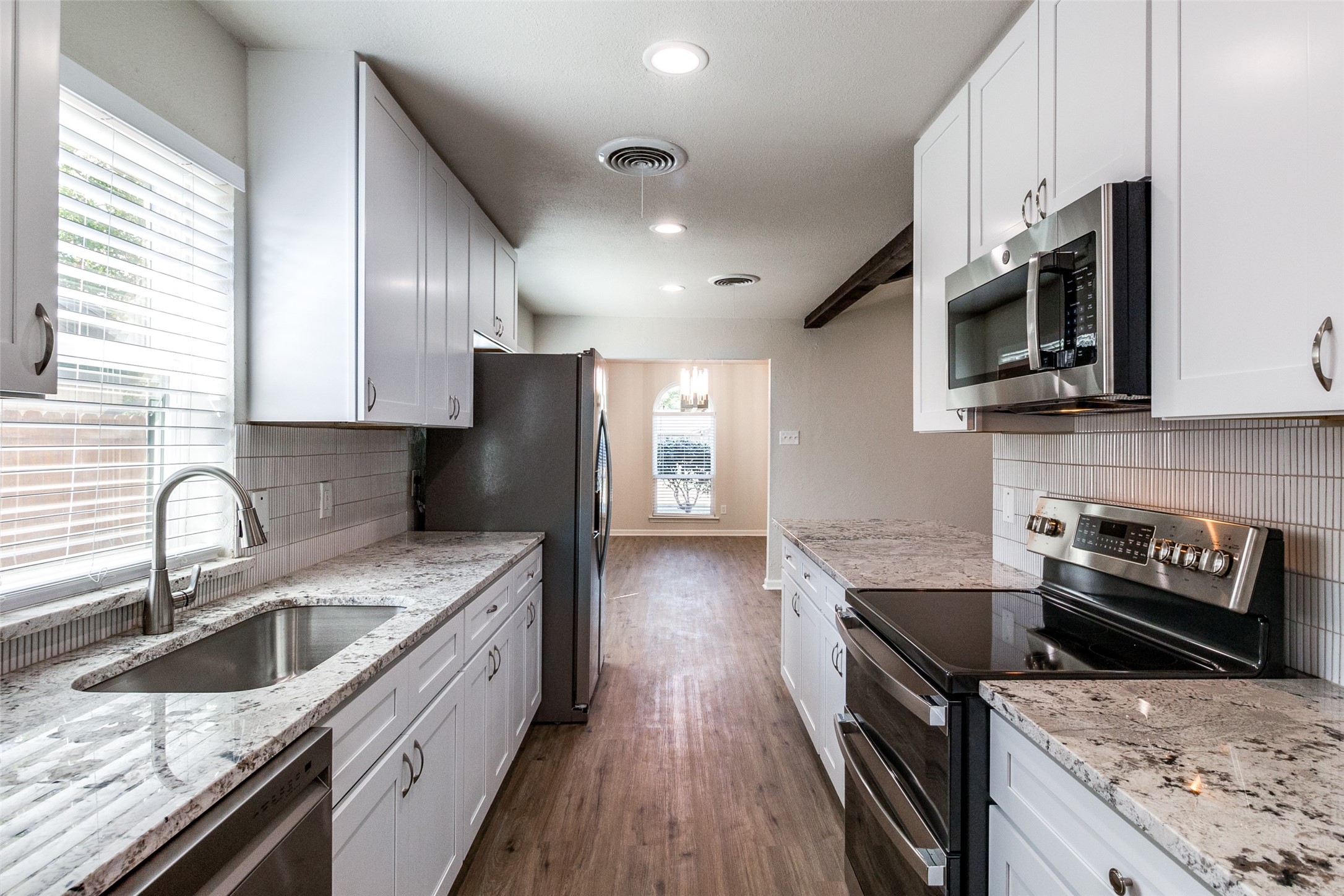 1304 Hillsdale Drive