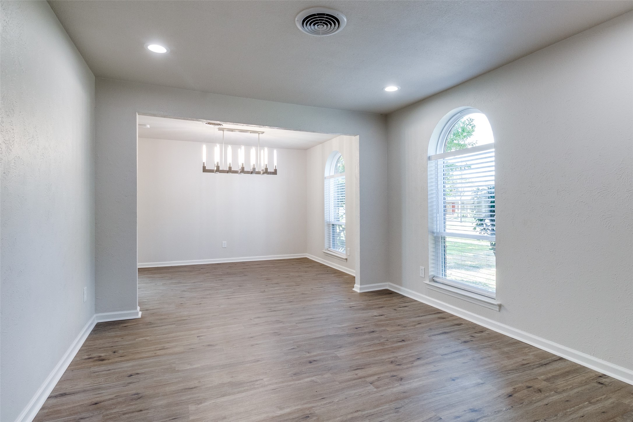 1304 Hillsdale Drive