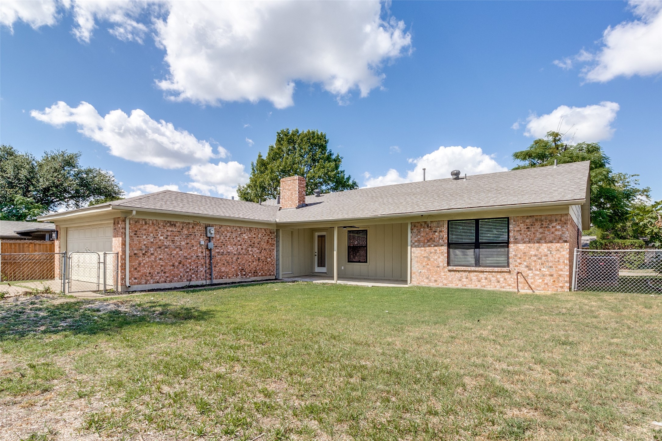 1304 Hillsdale Drive