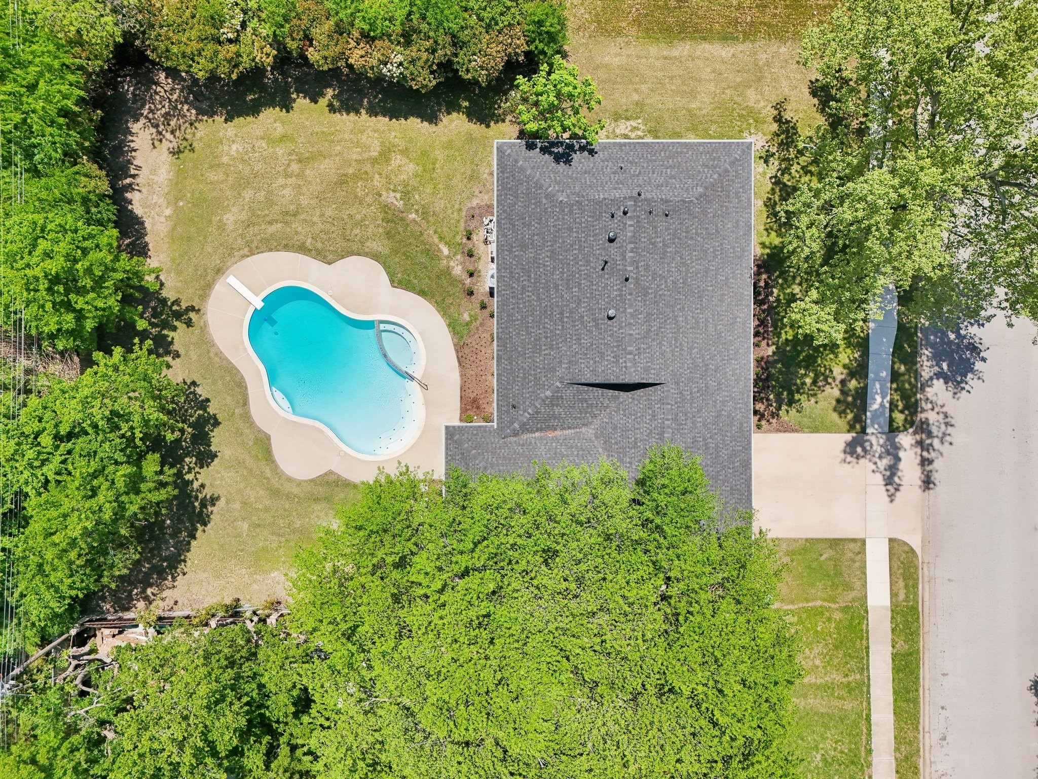 3516 Norton Drive