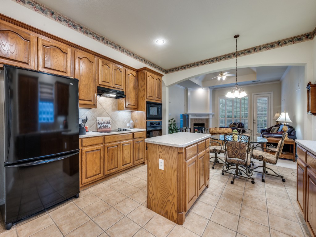 2300 Canyon Creek Drive