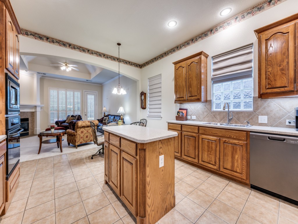 2300 Canyon Creek Drive