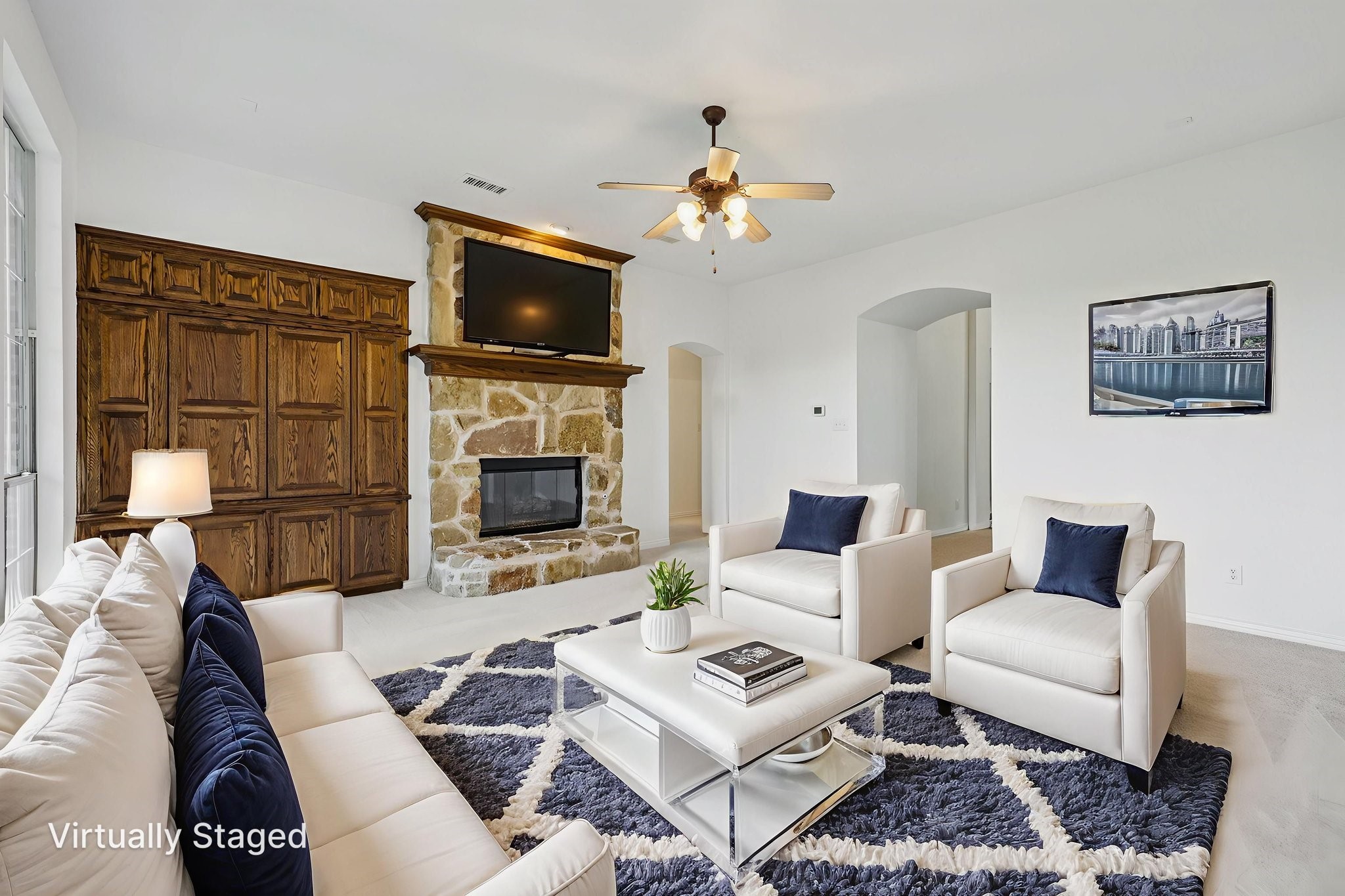 11295 Apple Valley Drive