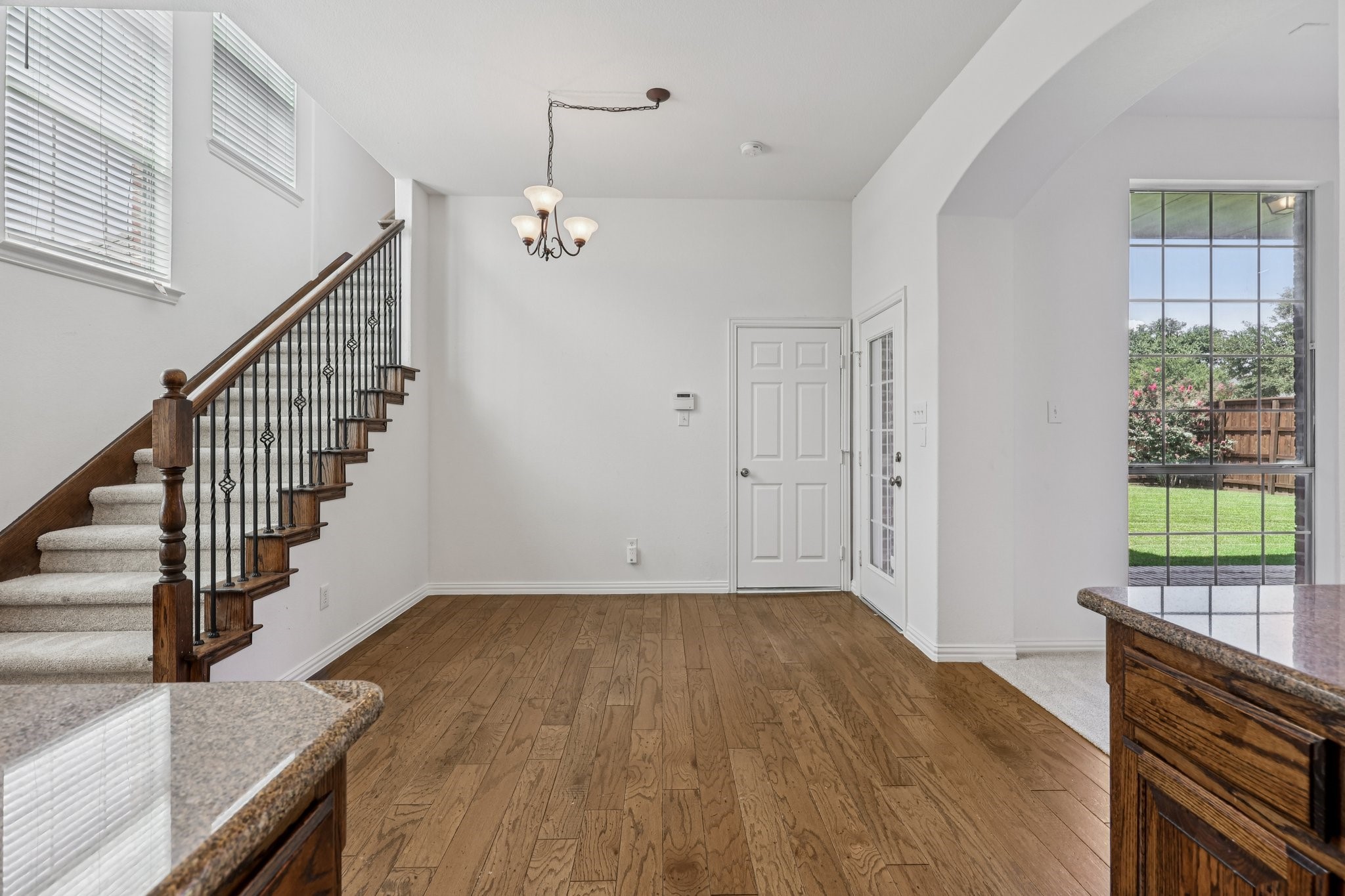 11295 Apple Valley Drive