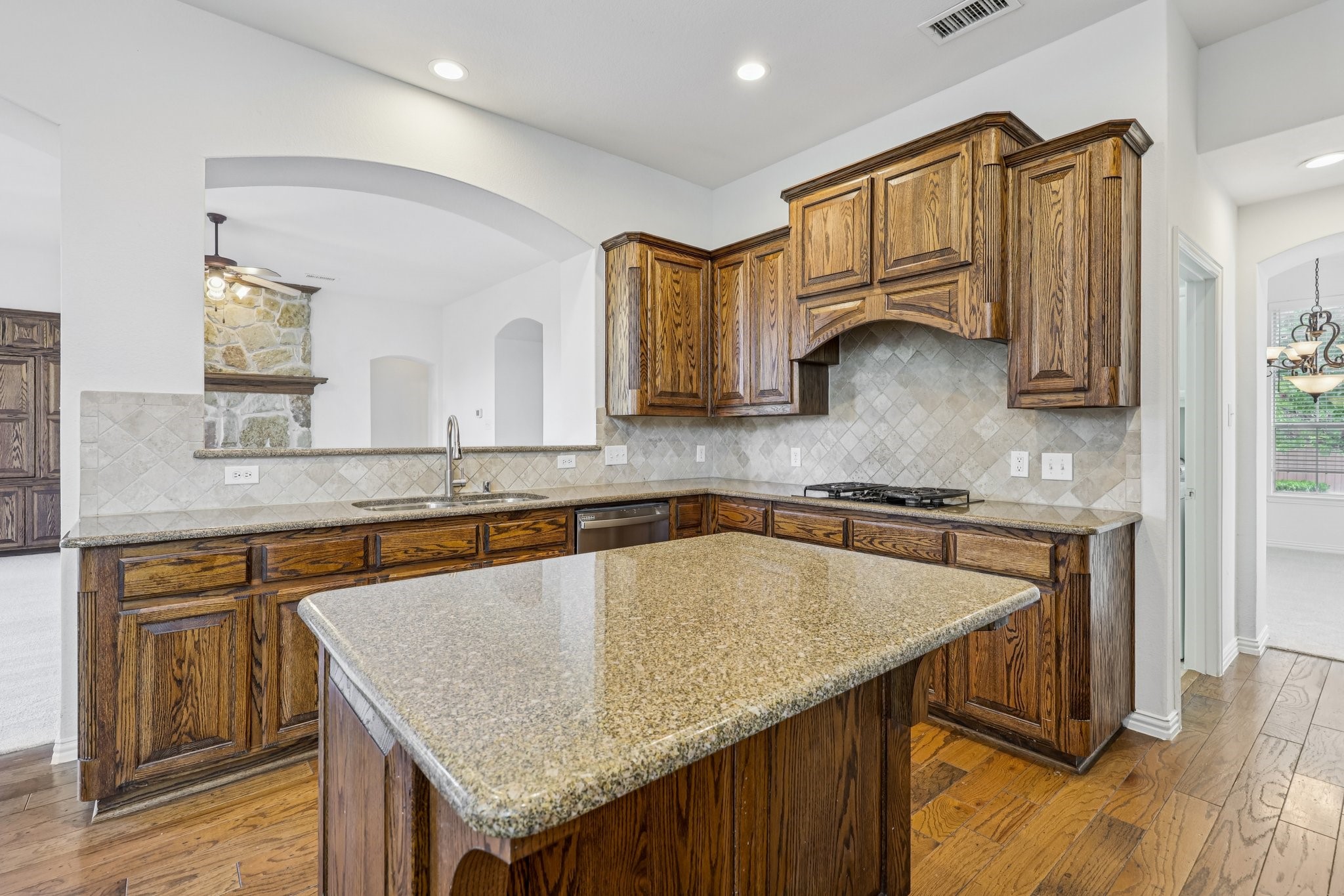 11295 Apple Valley Drive