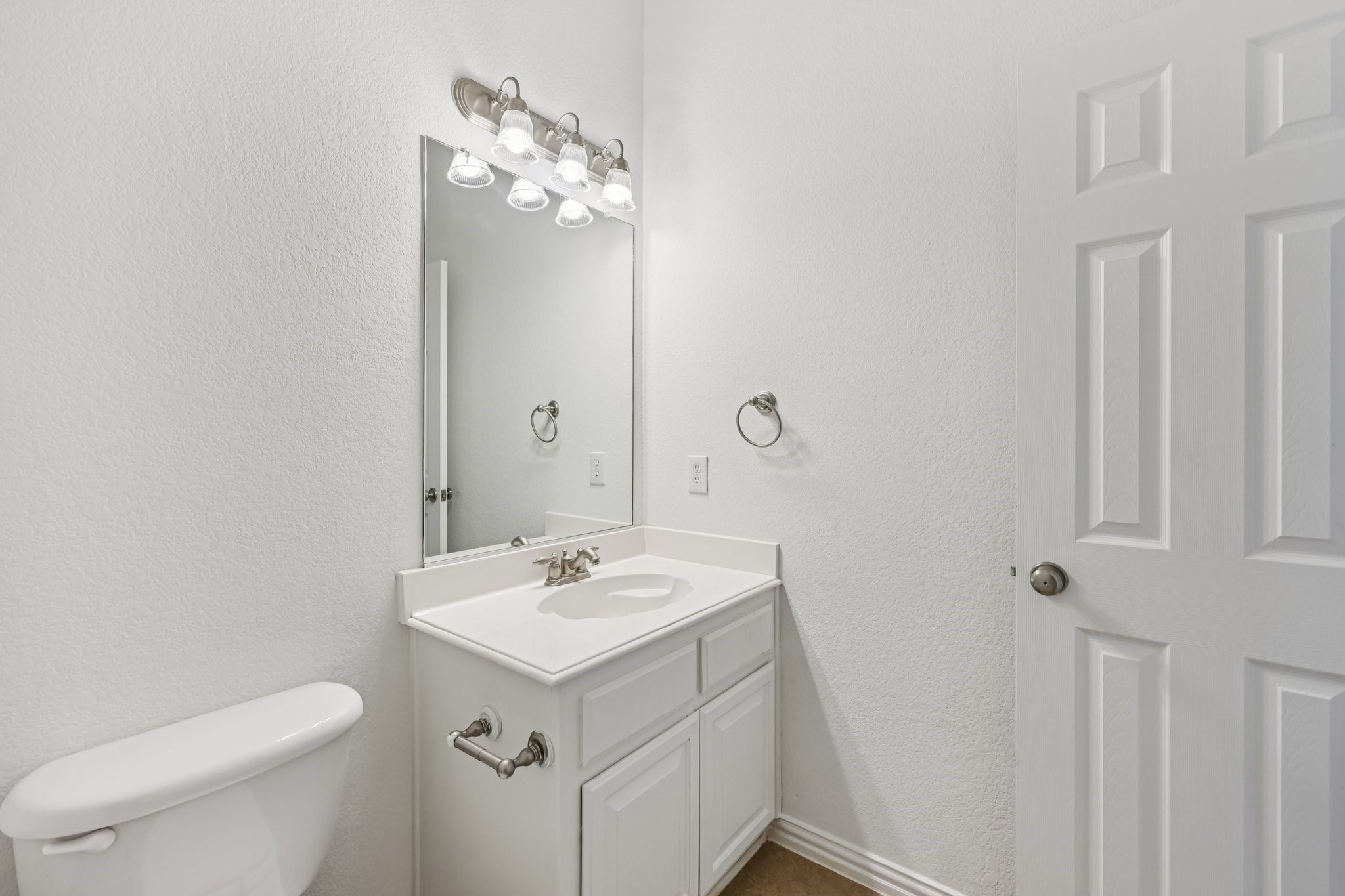 11295 Apple Valley Drive