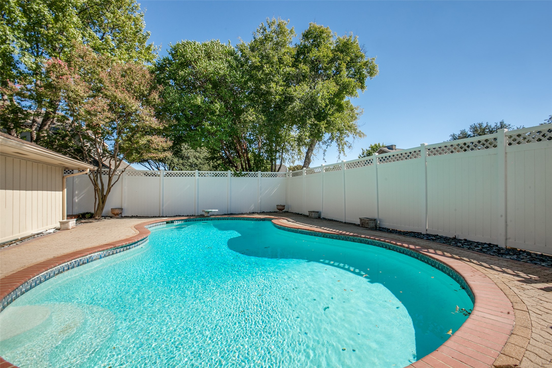 2700 Quail Ridge Drive