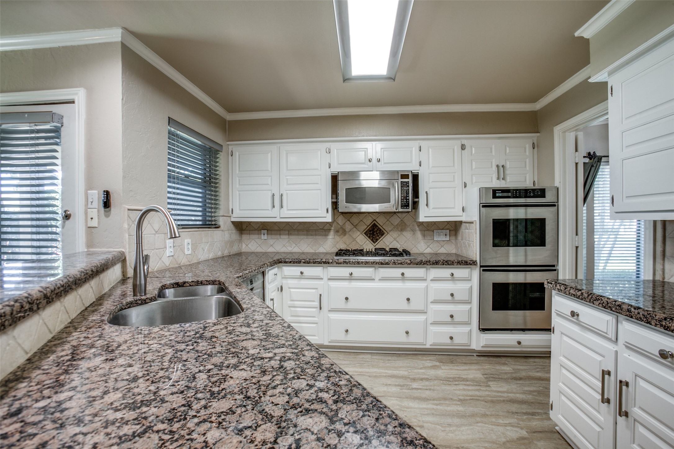 2700 Quail Ridge Drive