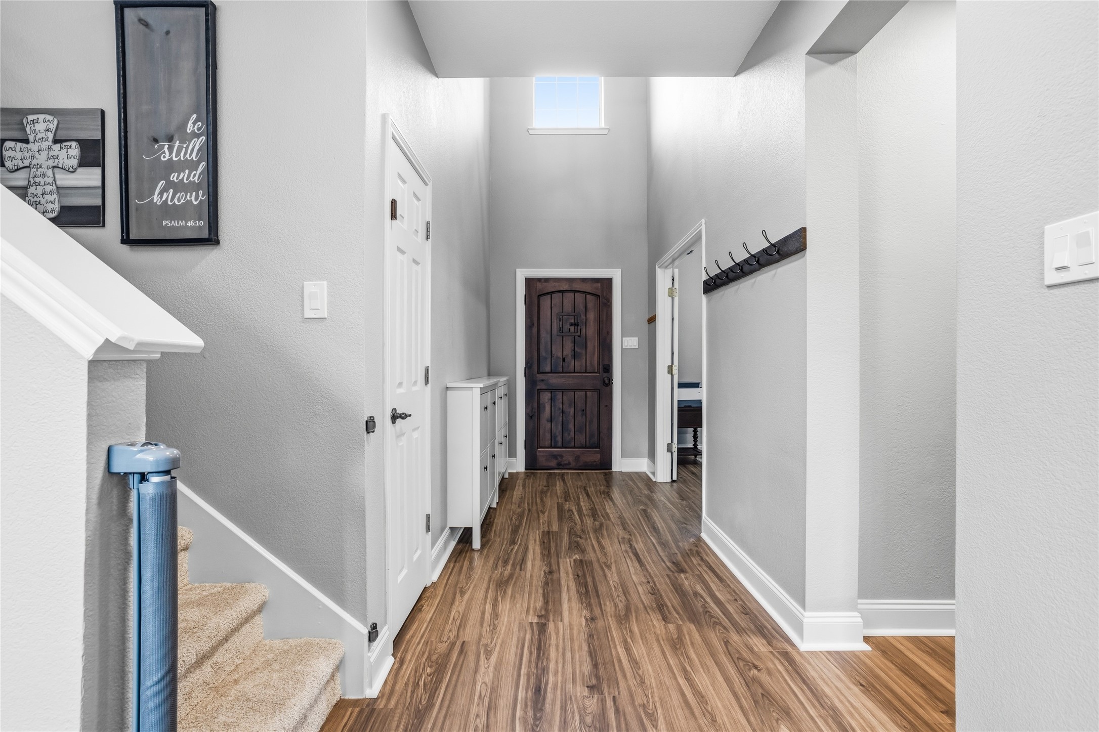 425 Dartmoor Drive