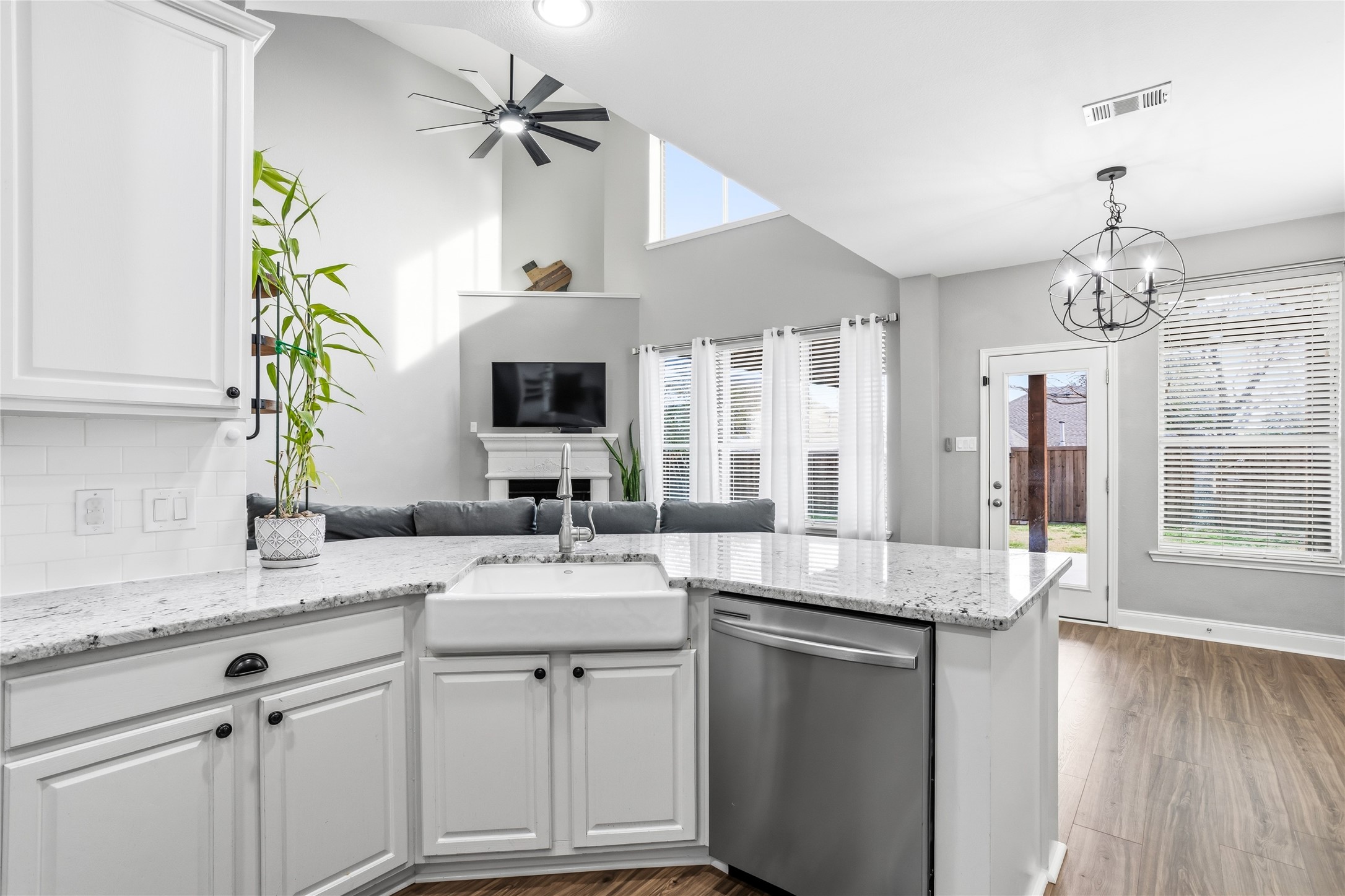 425 Dartmoor Drive