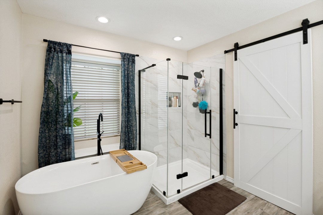 4221 Harvest Point Drive