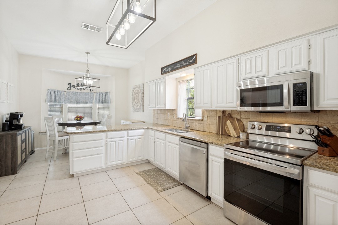 4221 Harvest Point Drive