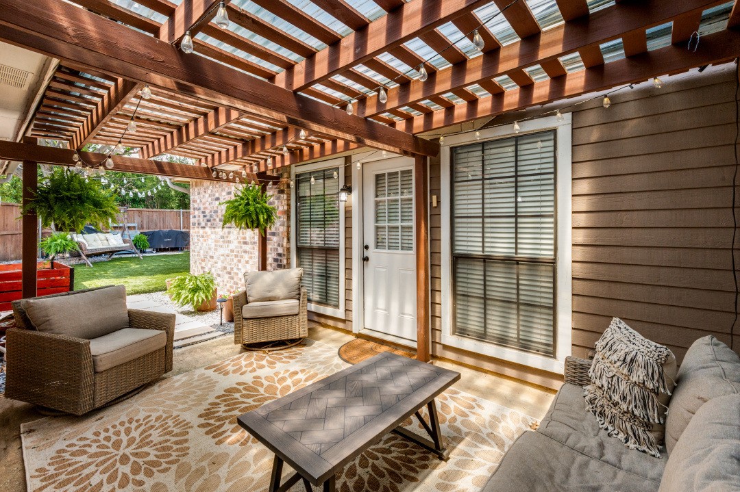 4221 Harvest Point Drive