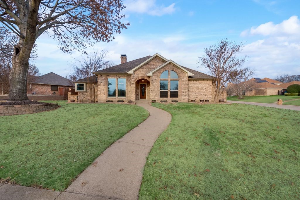 1901 Tewa Trail