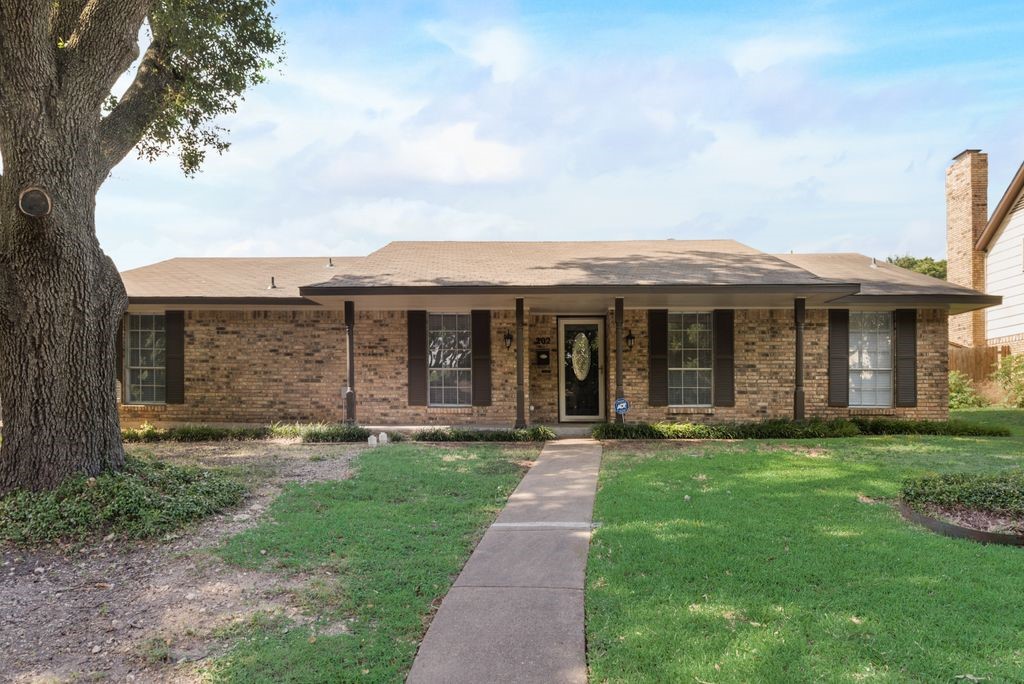 202 Brookwood Drive