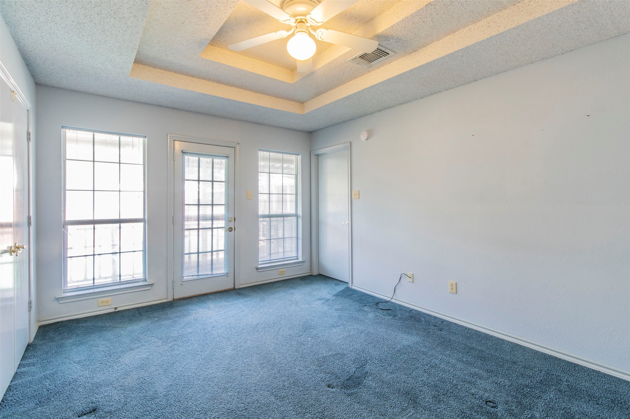 115 Lariat Trail