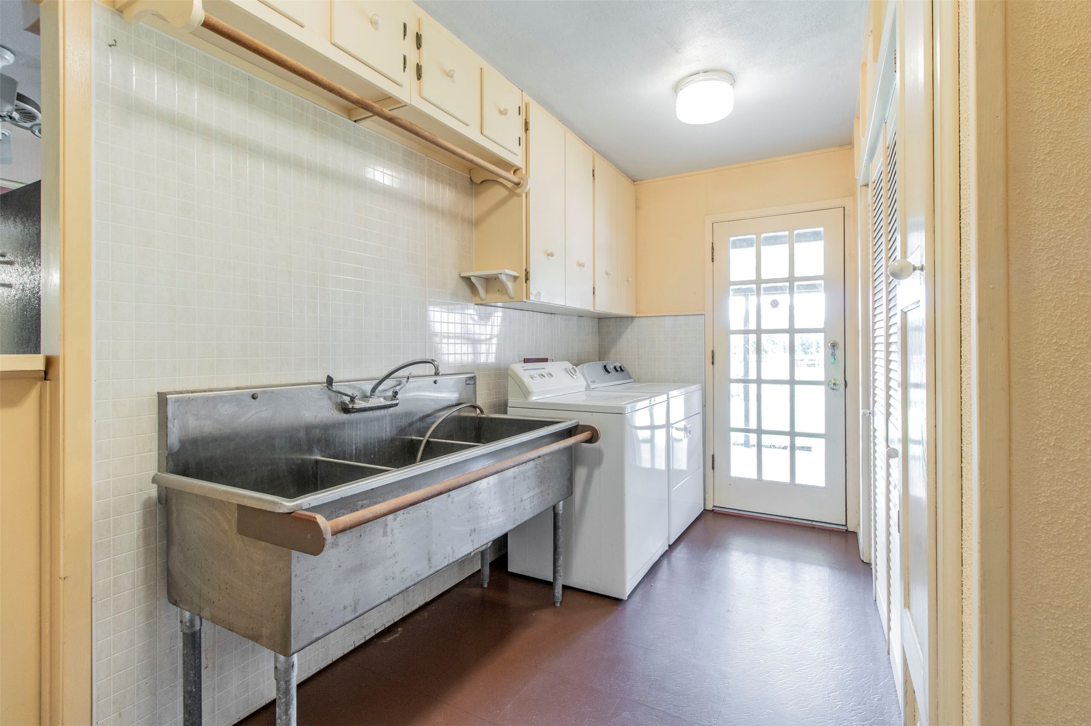 115 Lariat Trail