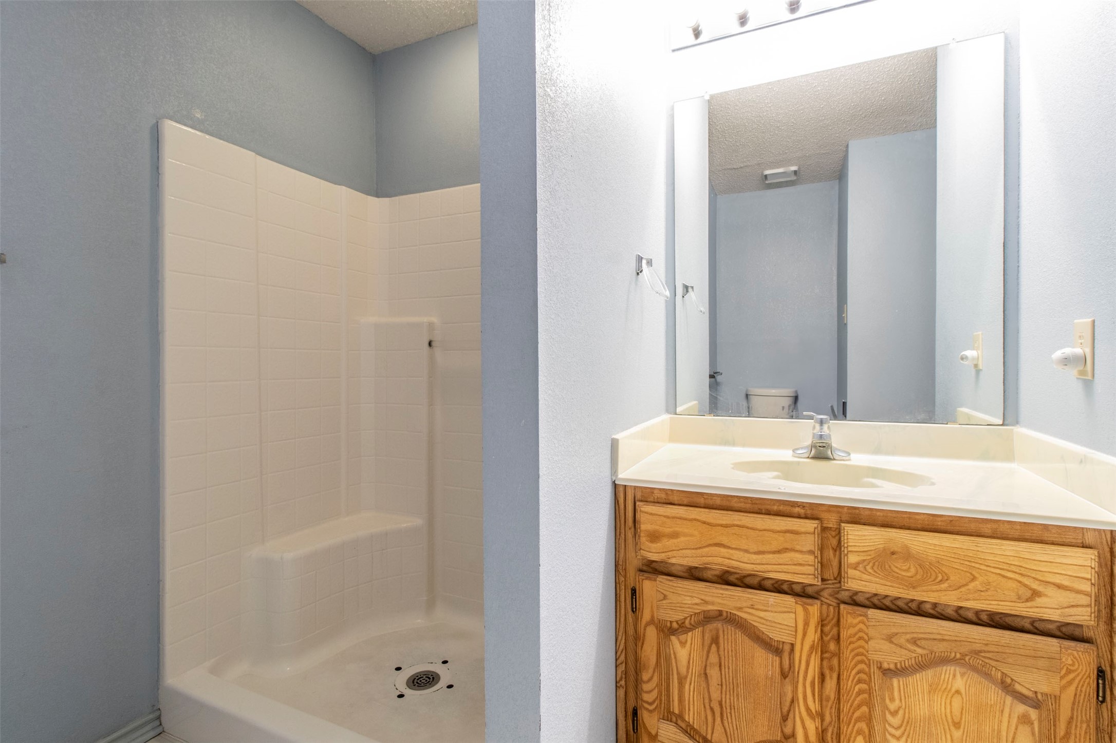 115 Lariat Trail