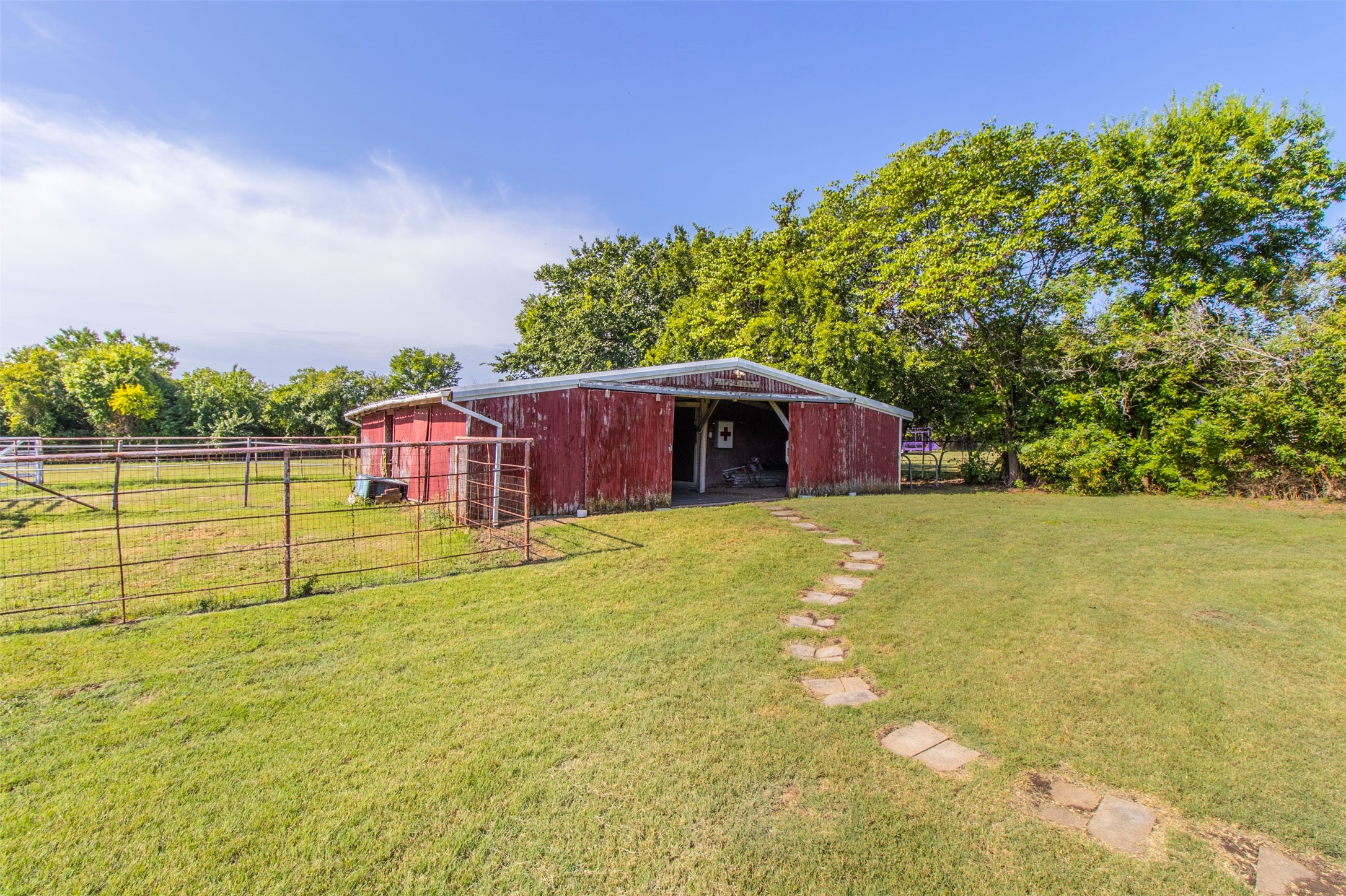 115 Lariat Trail