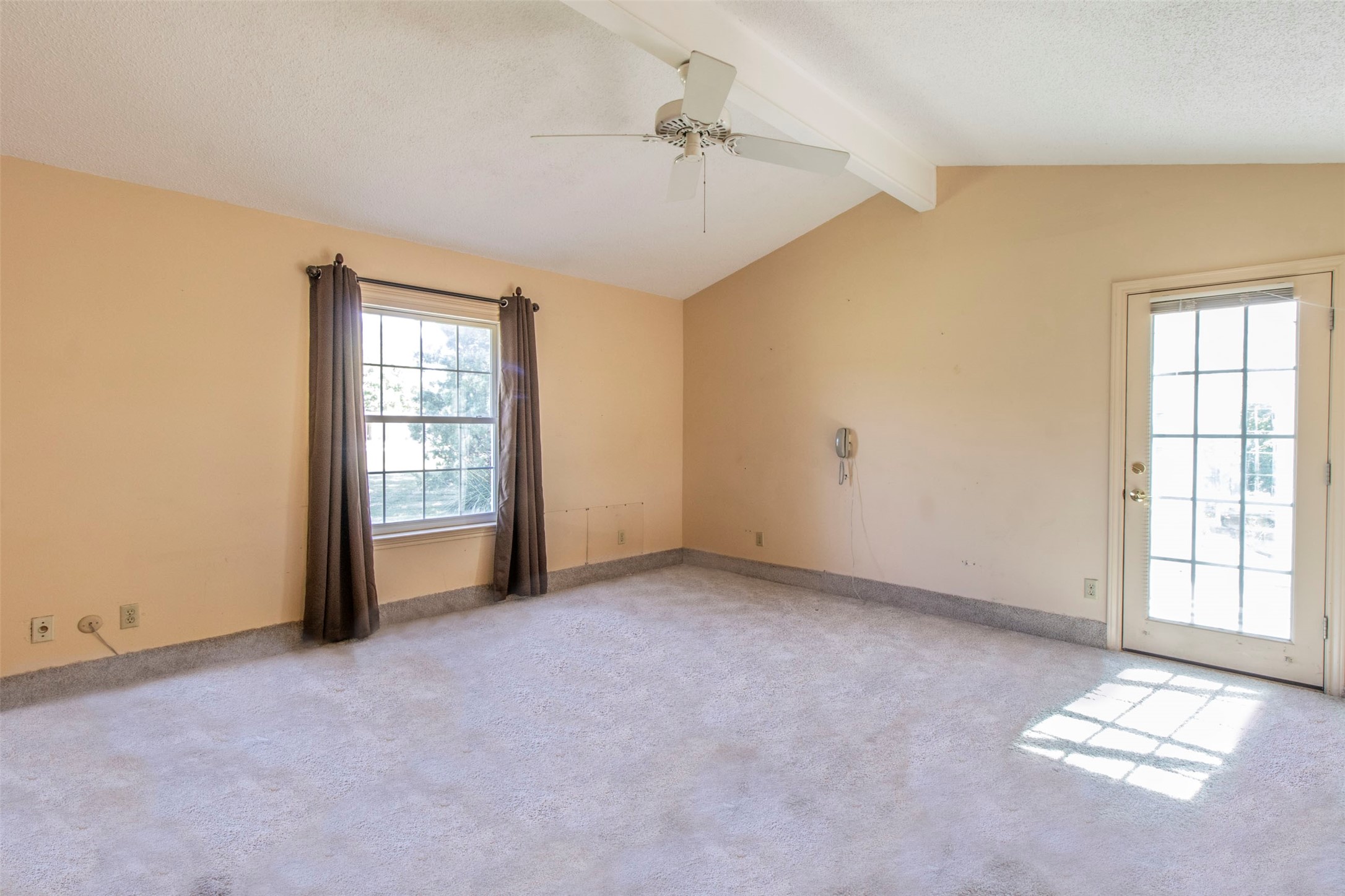 115 Lariat Trail