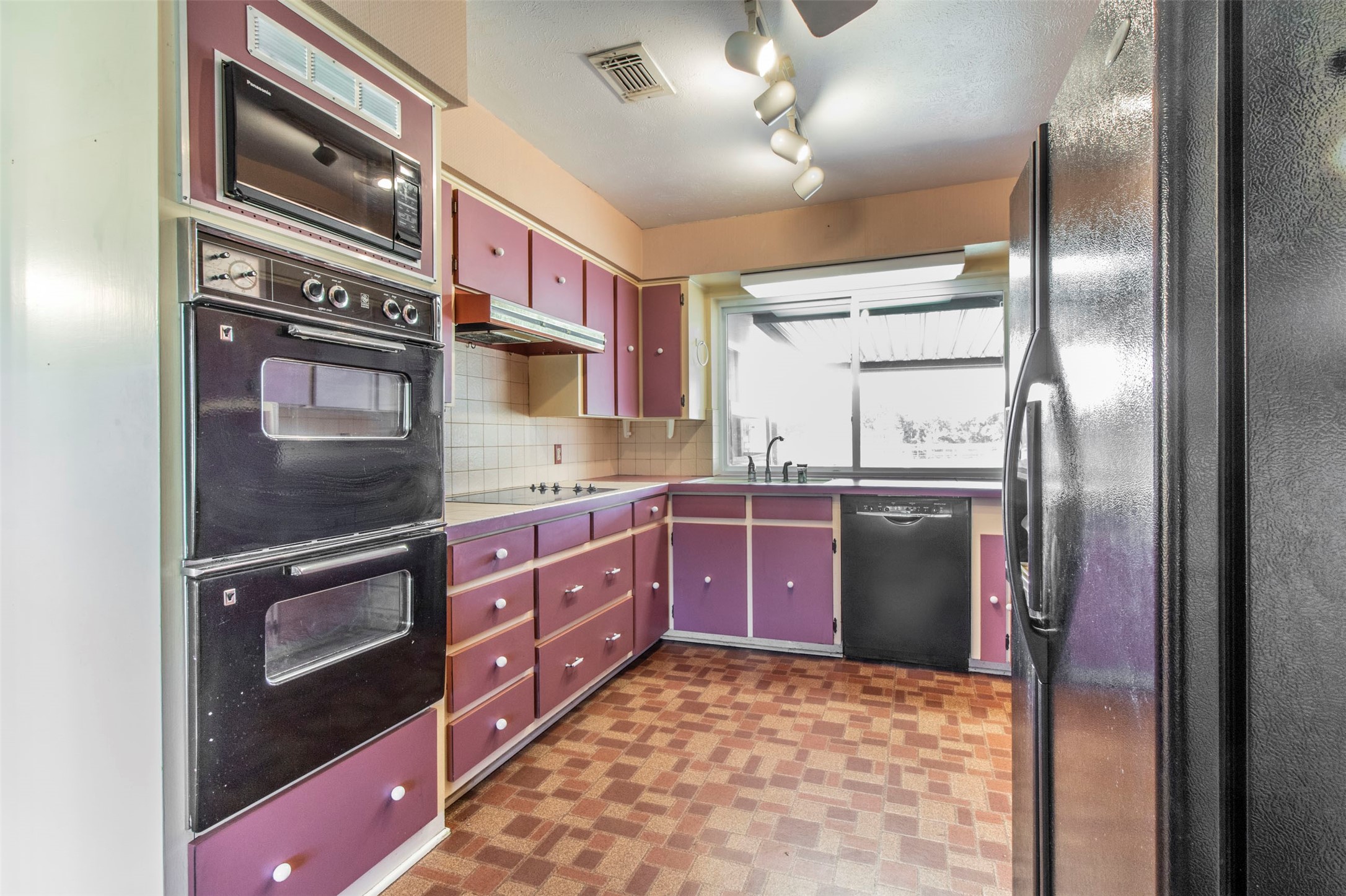 115 Lariat Trail