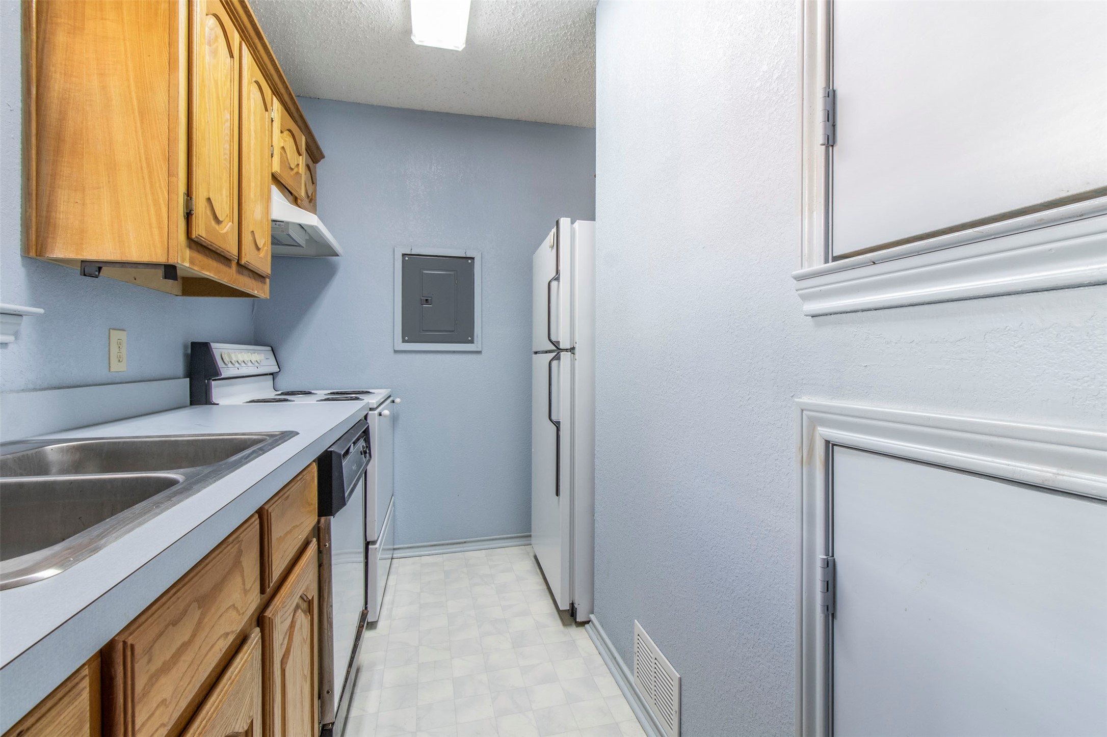 115 Lariat Trail