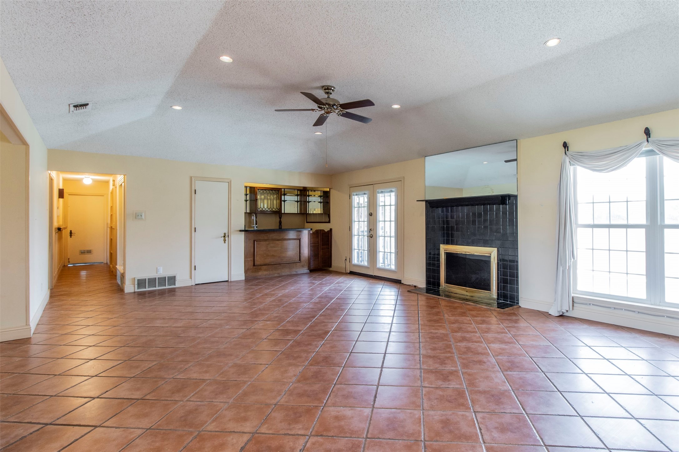 115 Lariat Trail