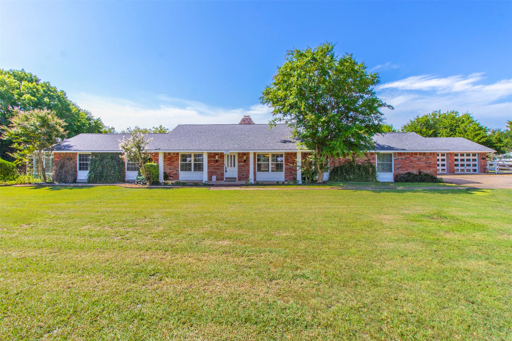115 Lariat Trail