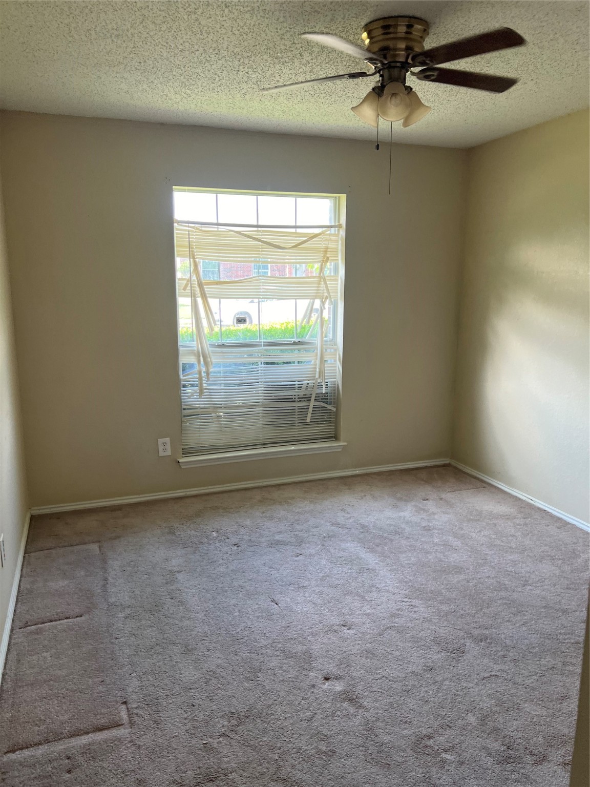 1122 Grounds Road