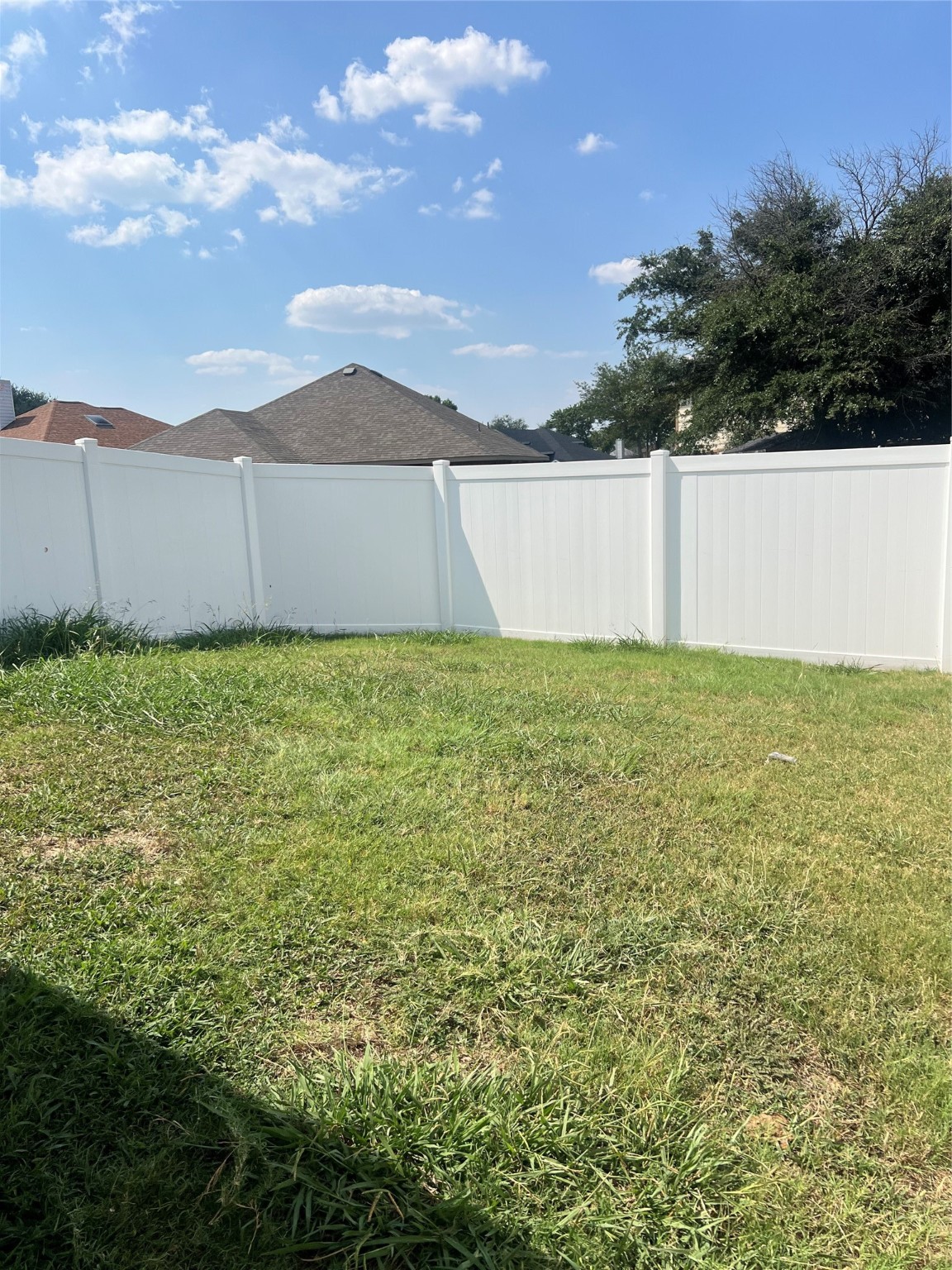 1122 Grounds Road