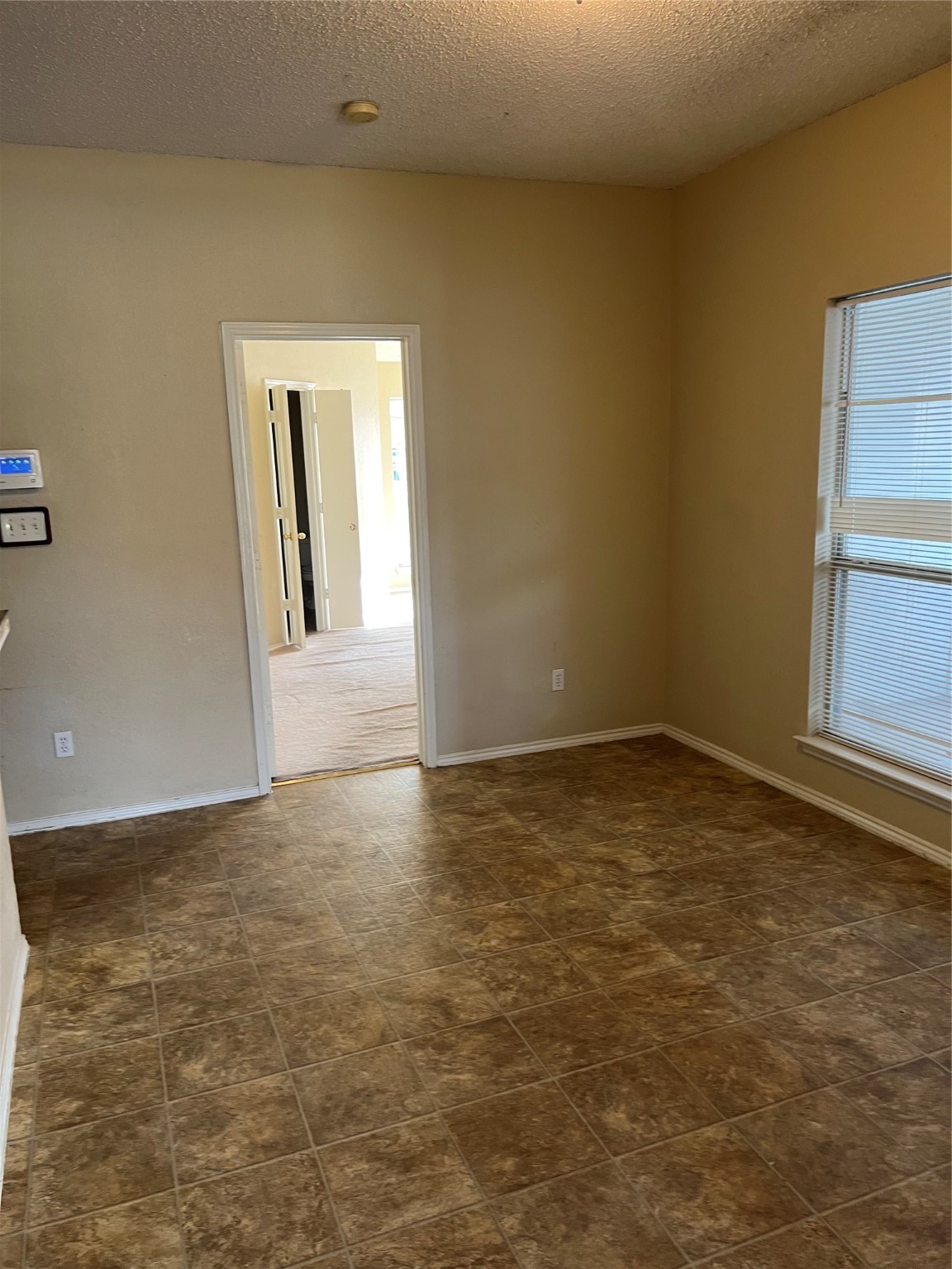1122 Grounds Road