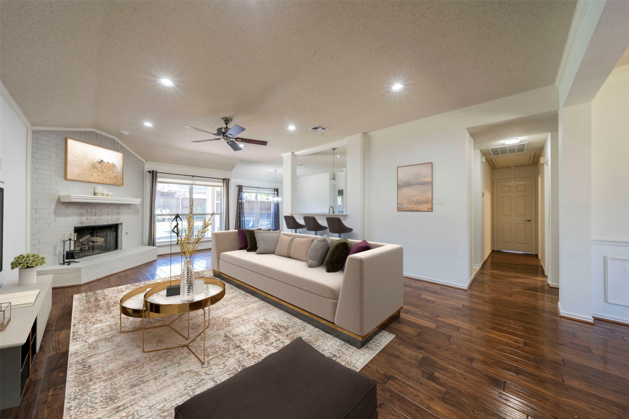 1708 Rushing Way