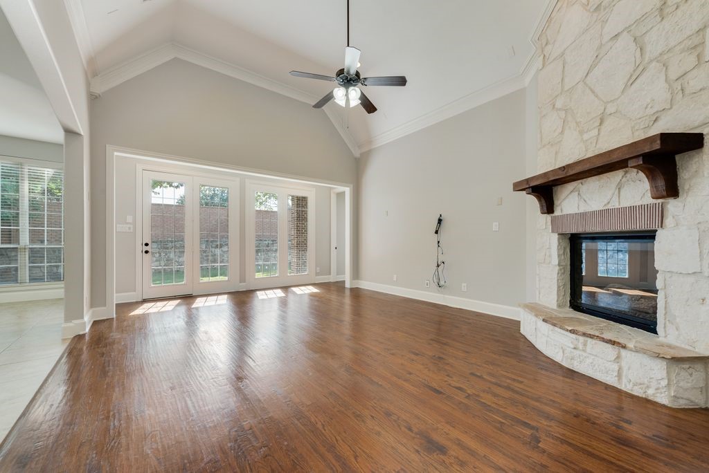 324 Paluxy Drive