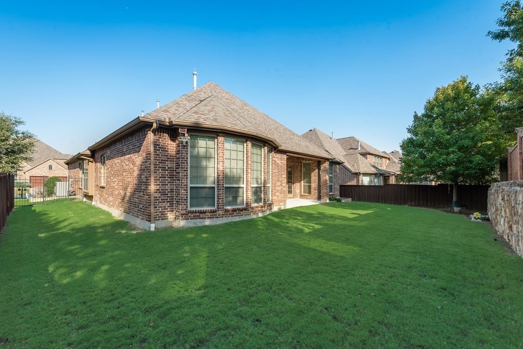 324 Paluxy Drive