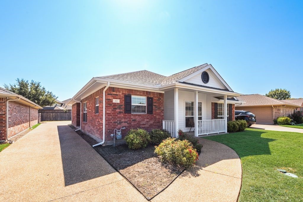 403 Hawthorn