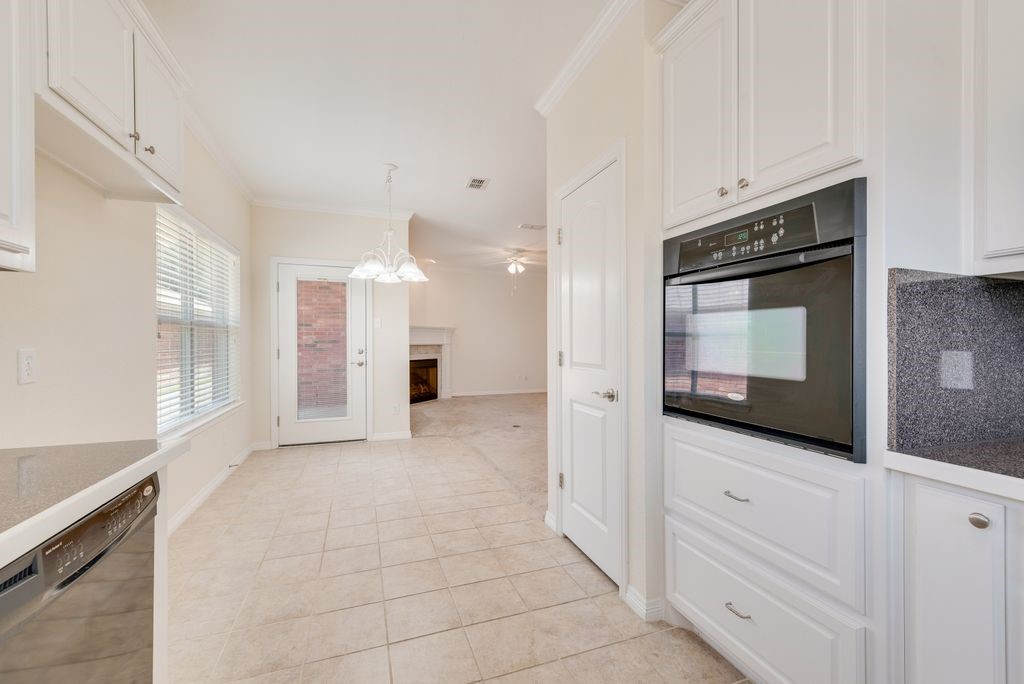 403 Hawthorn