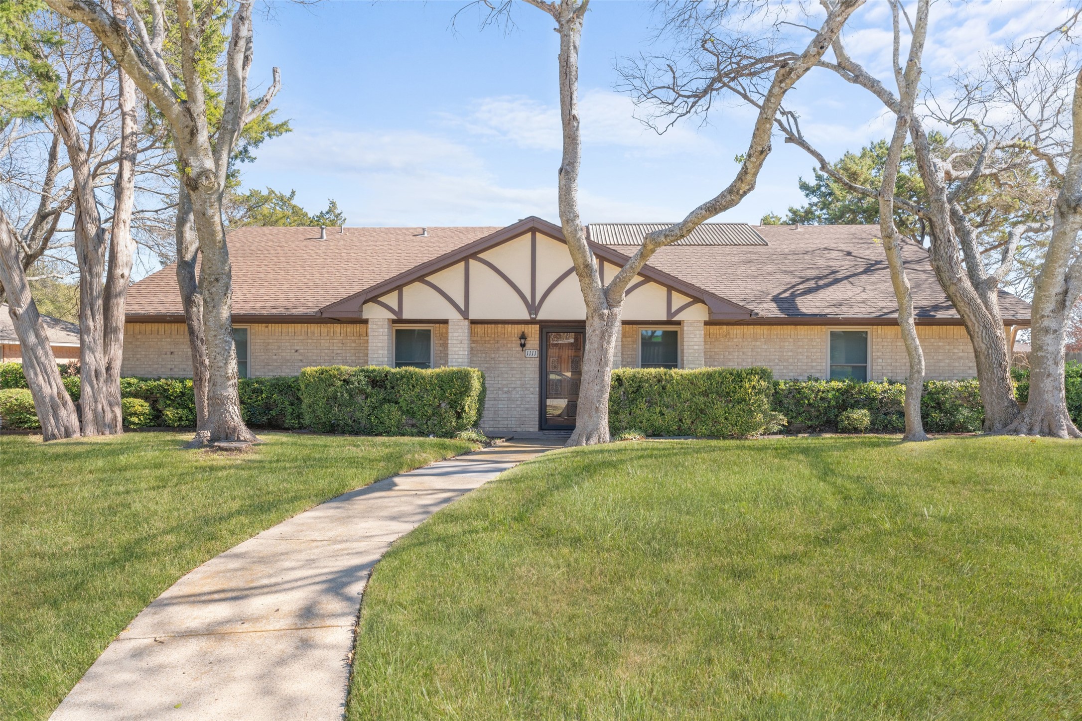 1111 Madlynne Drive